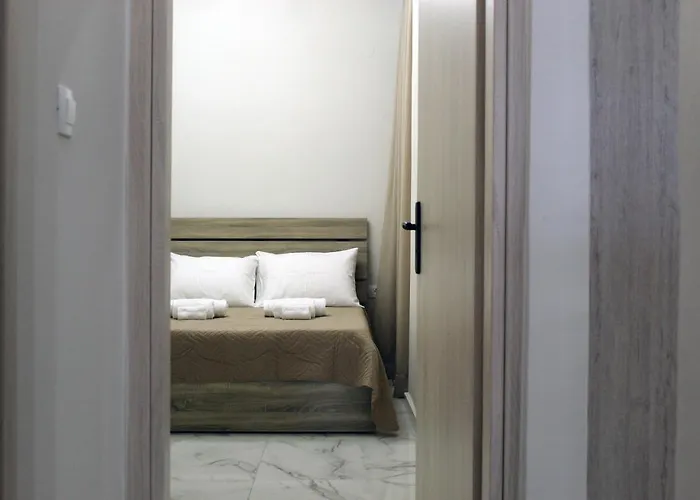 Monica's Luxury Апартаменты