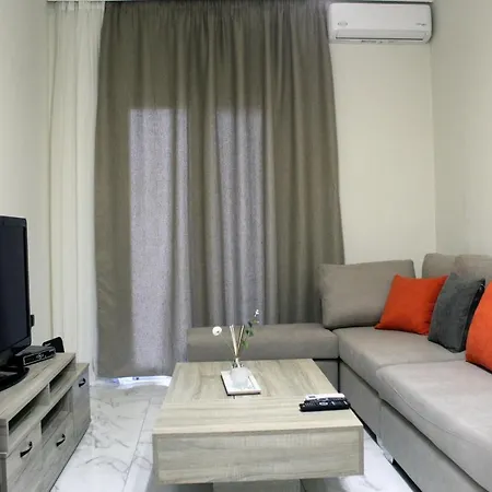 Monica's Luxury * La Canea