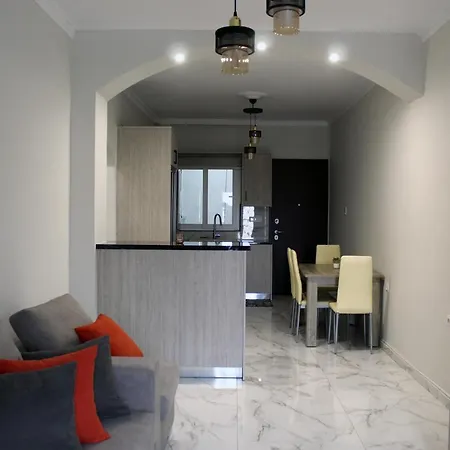 Monica's Luxury Apartment